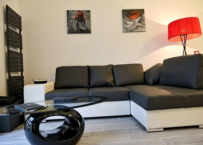 Maison Dora 10